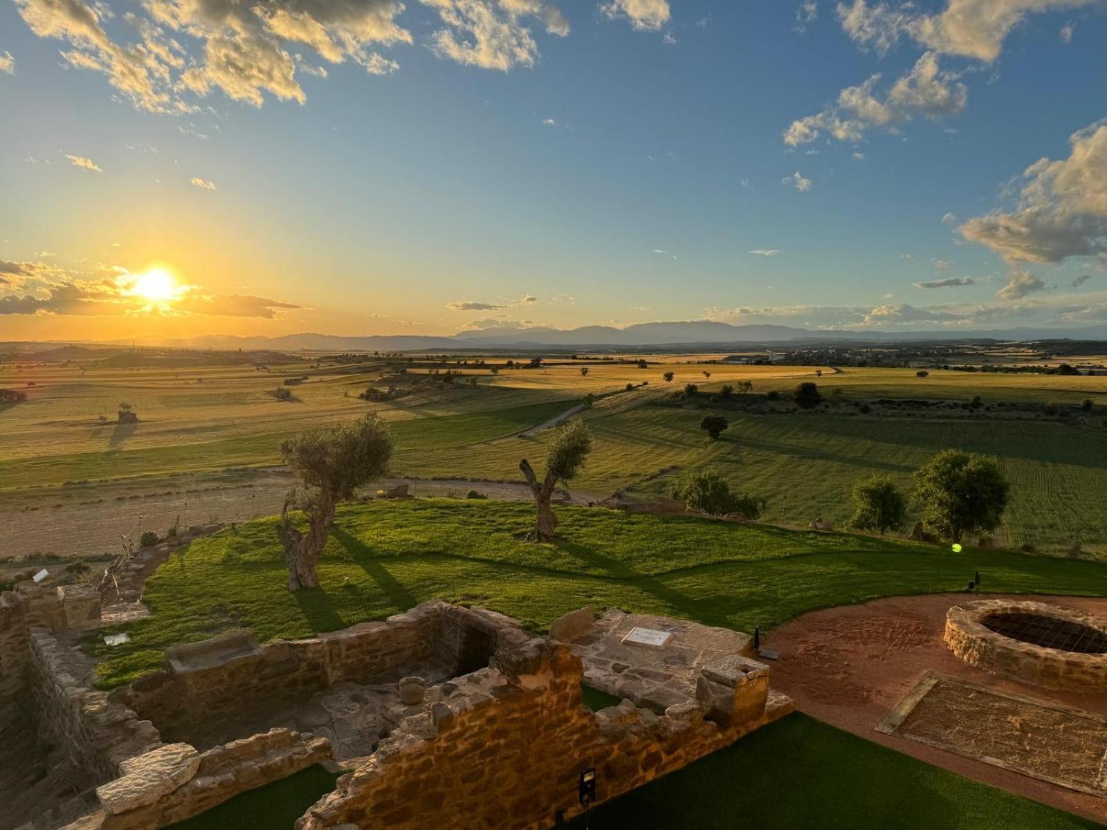 Villa Masia De Queralt Luxury Casa Rural Spa Y Vistas à Concabella Extérieur photo